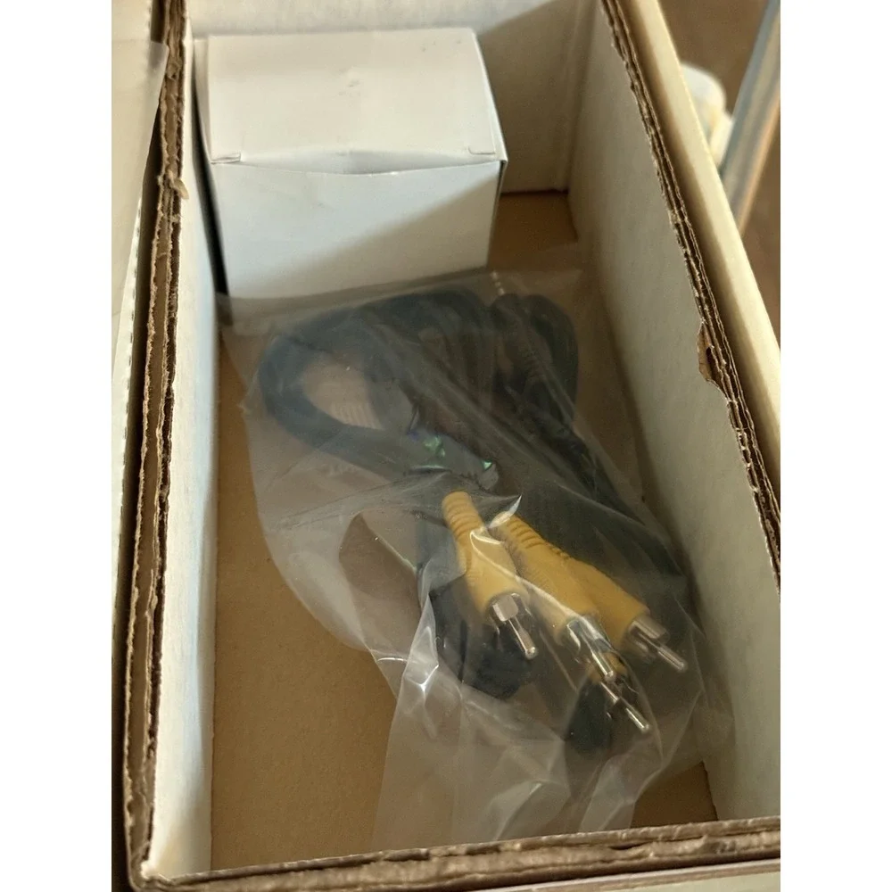 Videonics Thumbs Up TU-1 Home Video Editor Complete  With Box
